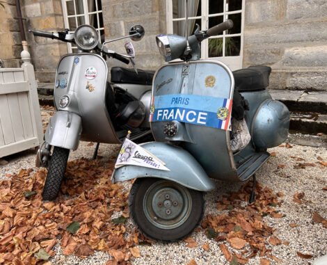 Publiez une photo de votre véhicule de collection sur vos réseaux sociaux avec le hashtag #ffveservices