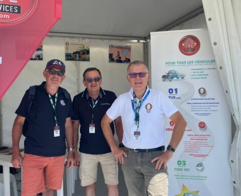 L'équipe FFVE Services au Mans Classic